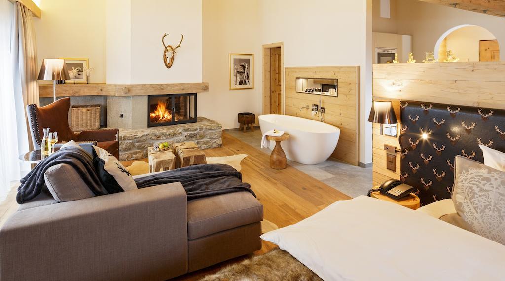Hotel Piz Buin 4*